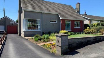 15 Rathlin Drive, Ballymena – 4 Bedroom Chalet Bungalow