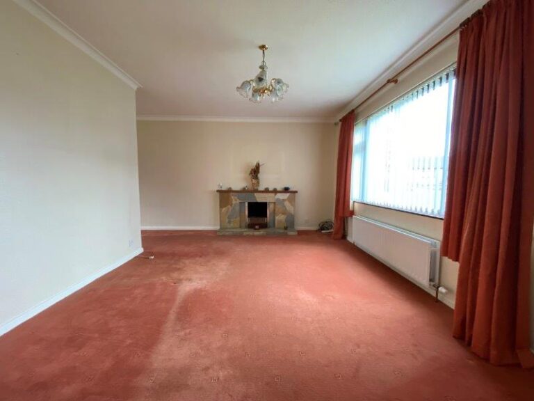 32 Rathmore Heights, Ballymena Detached 3 Bedroom Home L&B