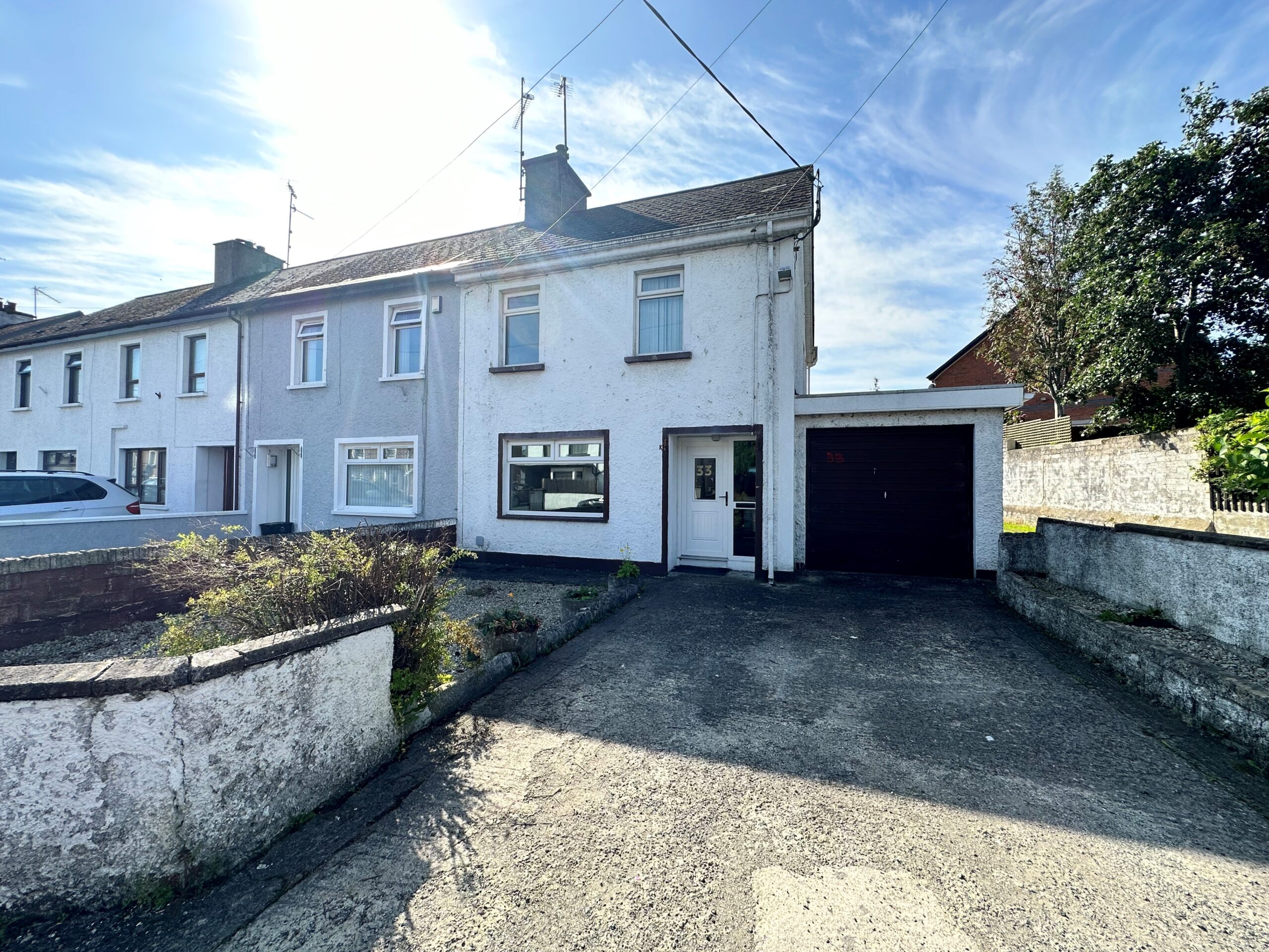 33 Montague Avenue, Ballymena...3 Bed End of Terrace.. L&B